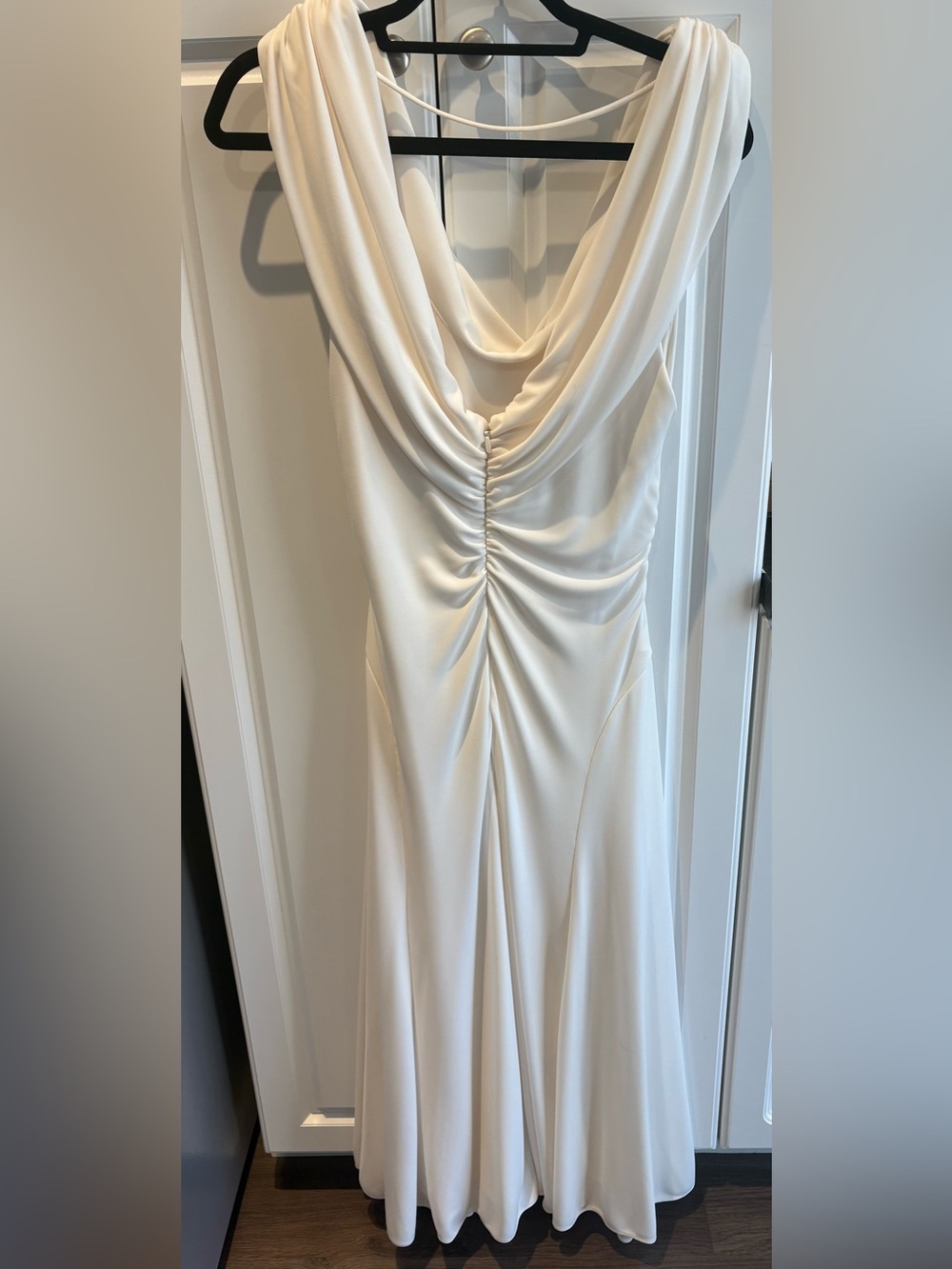 Cinq à Sept Kaia Ruched Halter Midi Dress White Size 10 - Picture 2 of 4